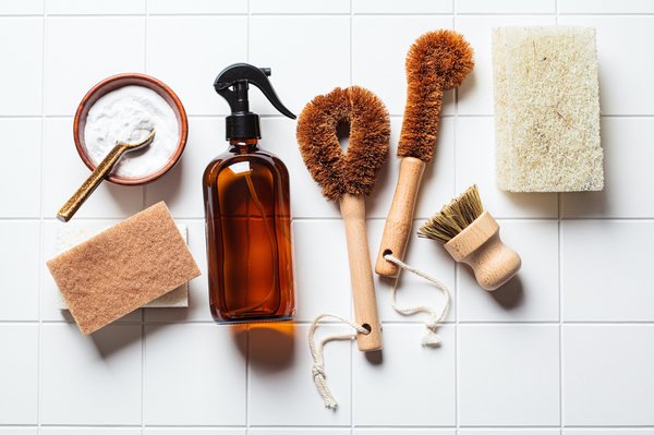 Comment les salons de manucure peuvent-ils appliquer des mesures éco-responsables sans compromettre la qualité de leur service ?